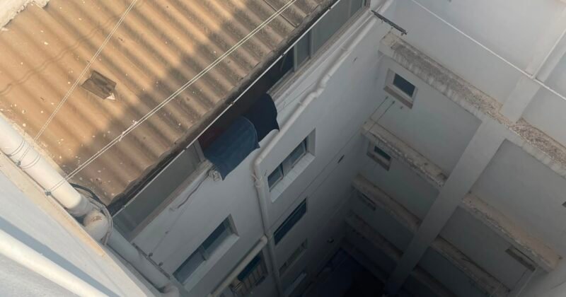 Inspección técnica de un patio de luces en un edificio residencial de seis plantas en Alicante realizada por Verticalero